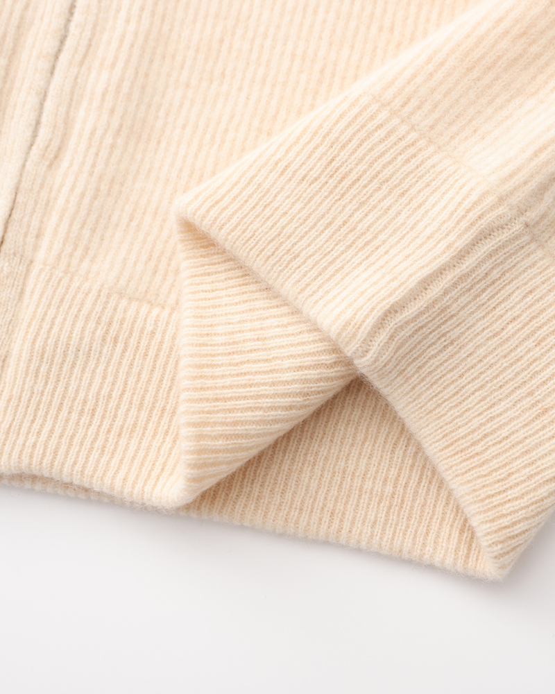 100% Cashmere Vest - Image 7