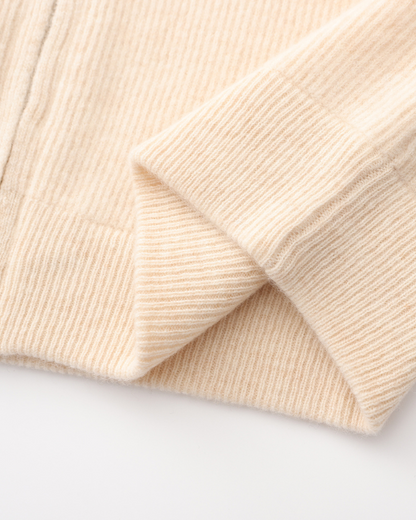 100% Cashmere Vest - Image 7