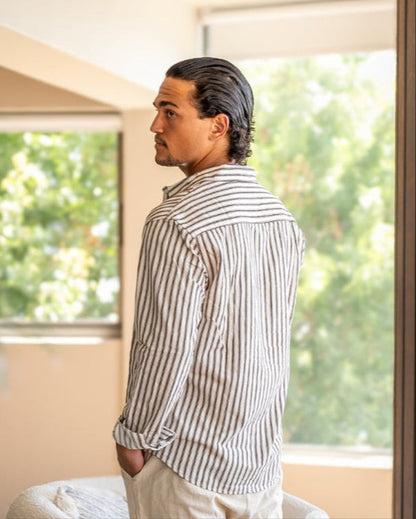 Gentlemen's Striped Shirt - Image 4