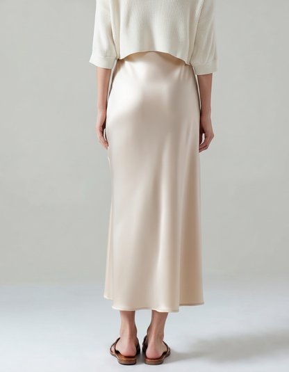 Old Money Silk Skirt - Image 4